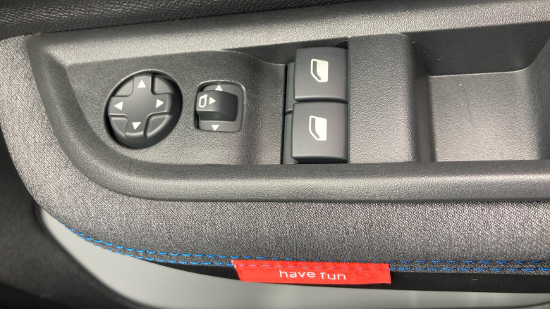 Citroen C3 83kW Plus 44kWh 5dr Auto Electric Hatchback